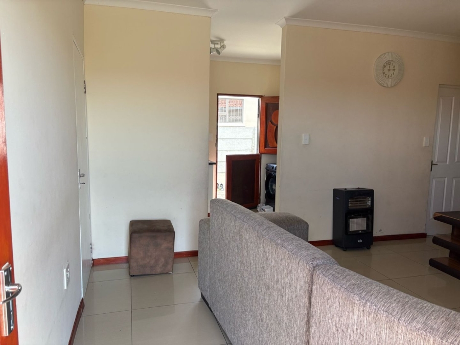 3 Bedroom Property for Sale in Cove Rock Eastern Cape